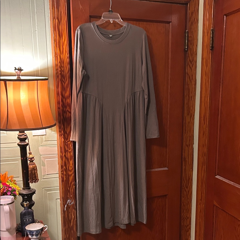 Olive Green Long Sleeve Dress - Picture 3 of 4